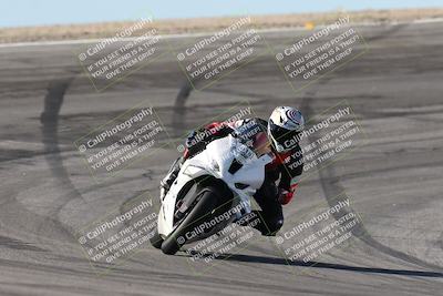 media/Jan-15-2026-Racers Edge (Thu) [[dfebeb70ab]]/3-B Group/Session 2 (Bowl Exit)/